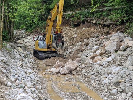 Sanacijska obnova vodotokov in hudournikov po poplavah (10)